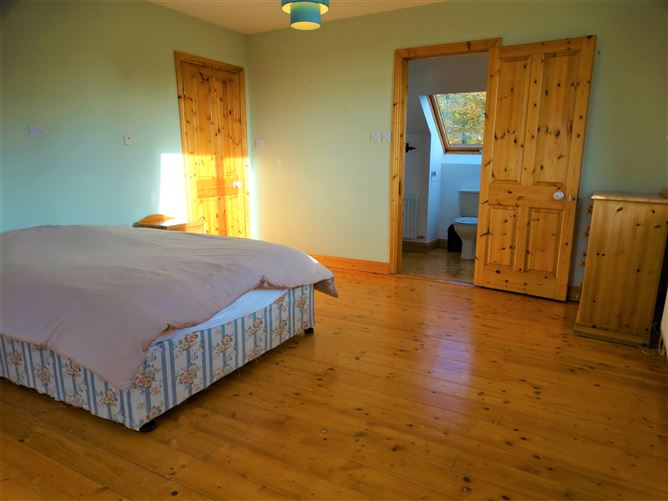 Pineview, Slievethoul, Rathcoole, Co. Dublin, Rathcoole, Dublin