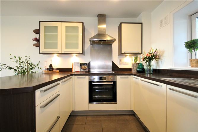Apartment, 33 Glebe Hall, Kill Avenue, Dun Laoghaire, Co. Dublin