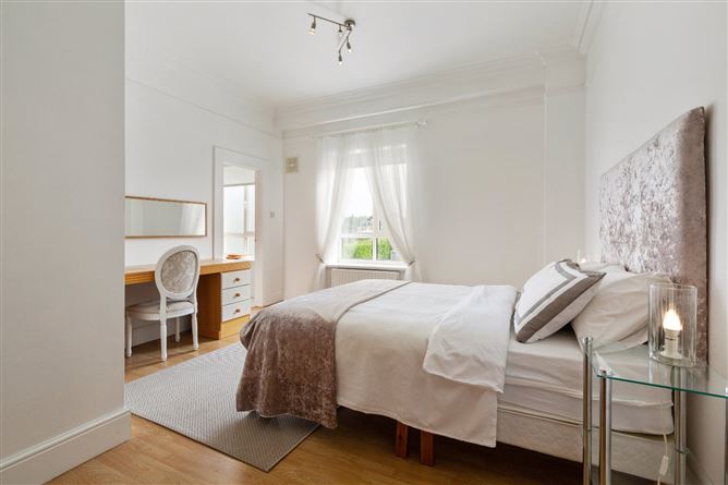 10 Abington, Malahide, Co. Dublin