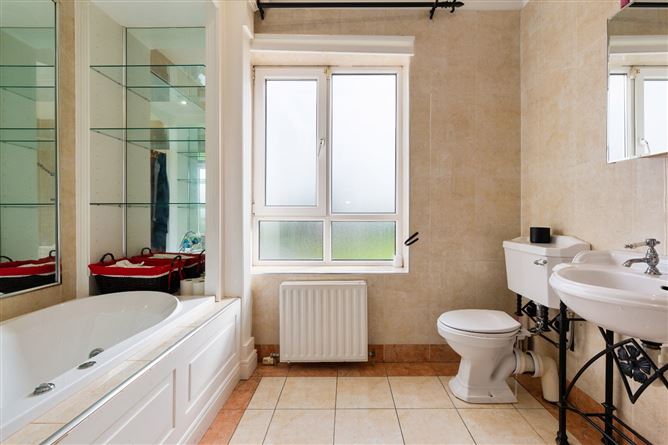 10 Abington, Malahide, Co. Dublin