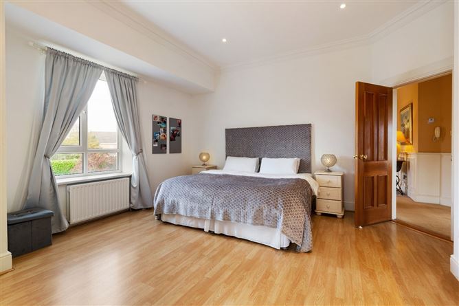 10 Abington, Malahide, Co. Dublin