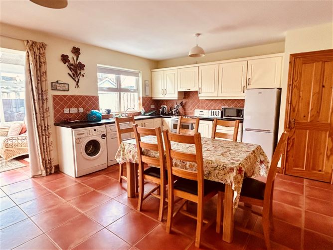 101 whitemaple, Bundoran, Donegal