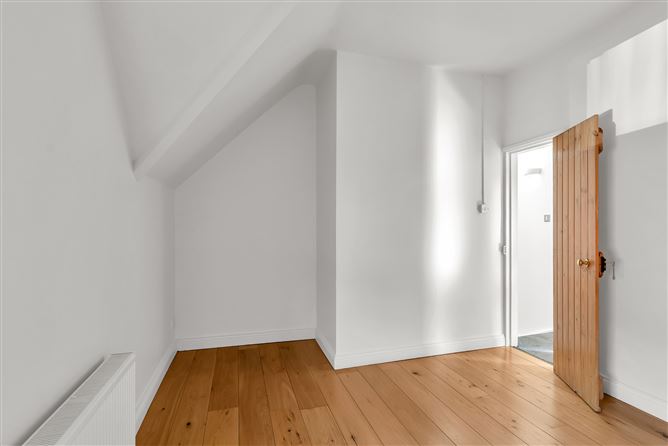 Photo 20 of 26 — No. 39 Home Villas, Donnybrook, Dublin 4