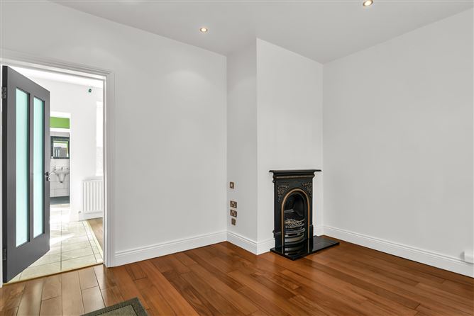 Photo 5 of 26 — No. 39 Home Villas, Donnybrook, Dublin 4