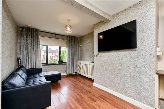 649 Carnlough Road, Cabra, Dublin 7