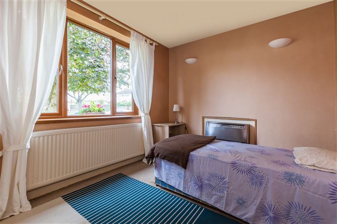 2 Shanowen Drive, Santry, Dublin 9