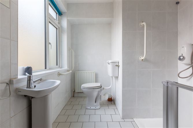 2 Shanowen Drive, Santry, Dublin 9