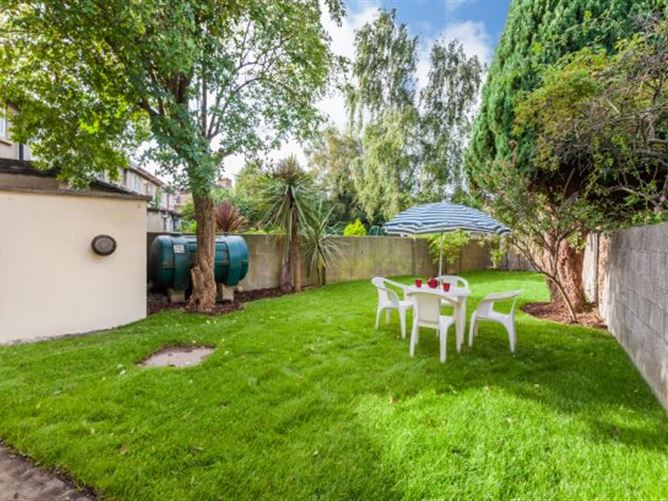 2 Shanowen Drive, Santry, Dublin 9