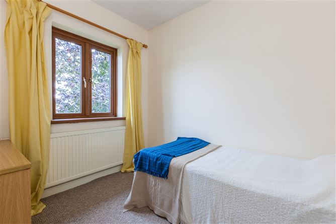 2 Shanowen Drive, Santry, Dublin 9