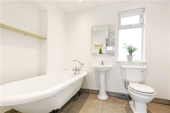 2 The Close, Mount Merrion, Co. Dublin