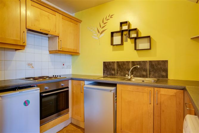 24 Loftus Square, Rathfarnham Gate, Rathfarnham, Dublin 14