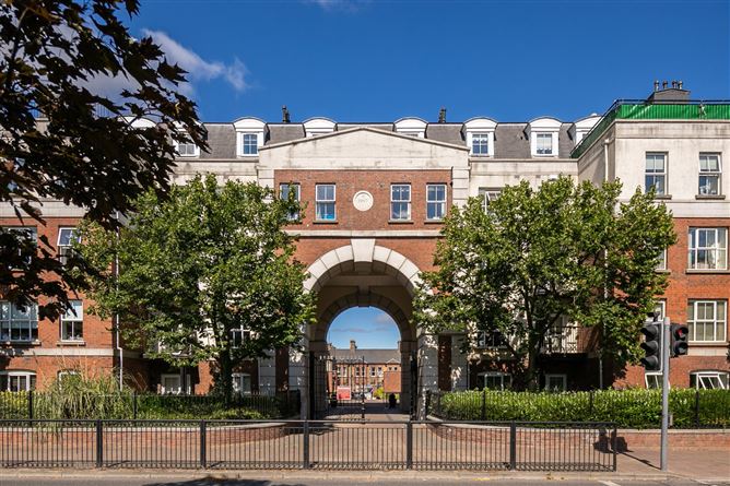 24 Loftus Square, Rathfarnham Gate, Rathfarnham, Dublin 14