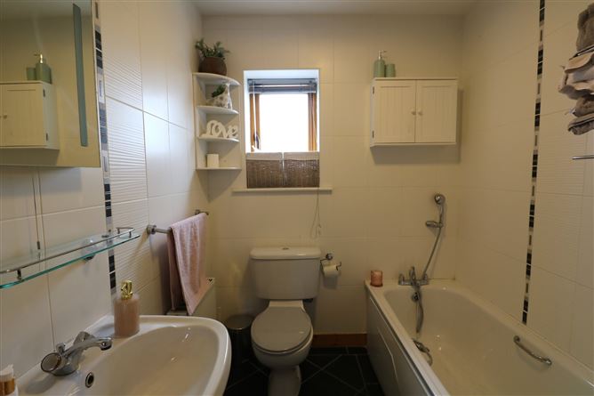 4 Easton Mews, Leixlip, Kildare