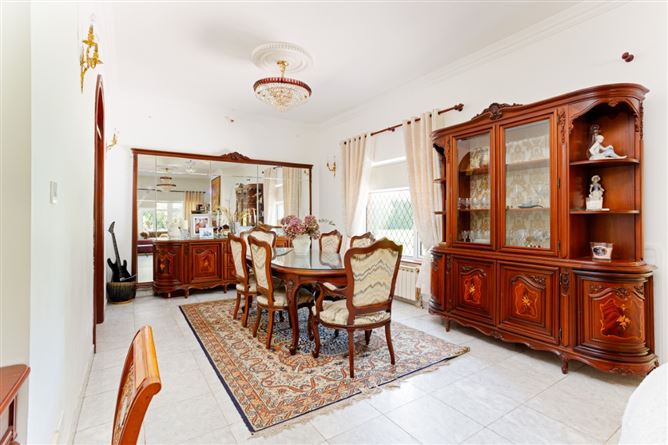 Hanlon's Farm, Maddenstown, Curragh, Kildare