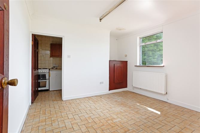 Hanlon's Farm, Maddenstown, Curragh, Kildare