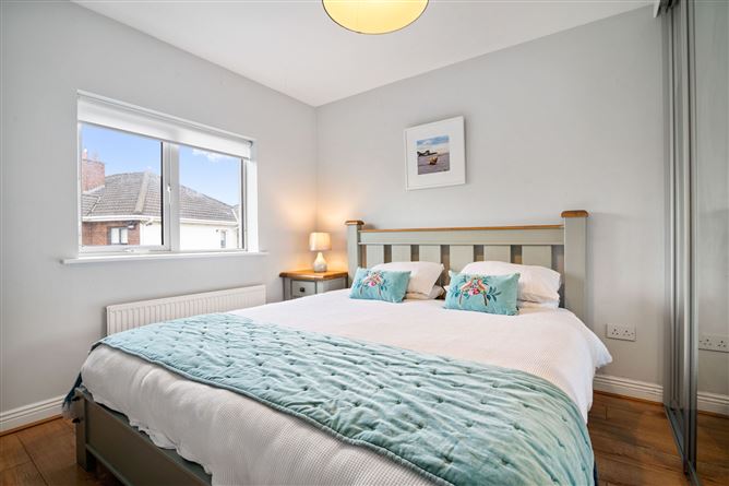 36 Wainsfort Manor Drive, Terenure, Dublin 6W