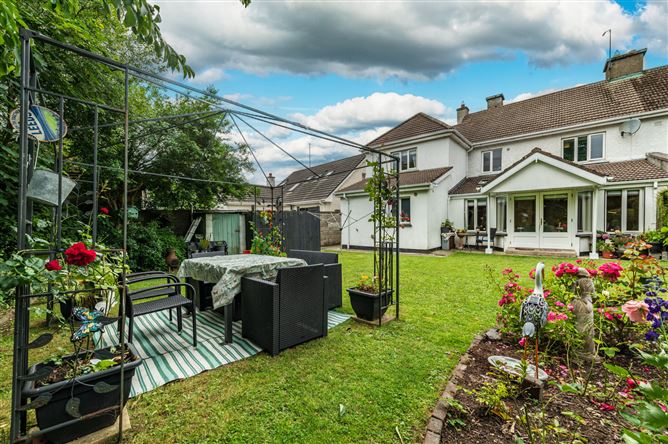 https://photos-a.propertyimages.ie/media/8/4/7/5018748/aca28cbd-ffc2-47b7-a3e2-8531d97ae570_l.jpg