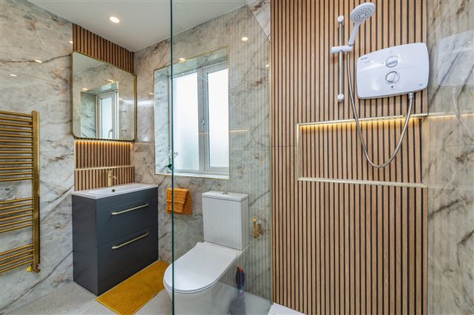https://photos-a.propertyimages.ie/media/8/4/7/5018748/aca28cbd-ffc2-47b7-a3e2-8531d97ae570_l.jpg