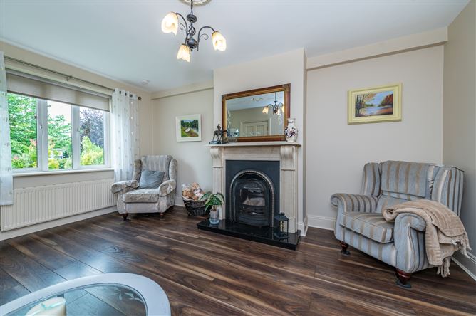 https://photos-a.propertyimages.ie/media/8/4/7/5018748/aca28cbd-ffc2-47b7-a3e2-8531d97ae570_l.jpg