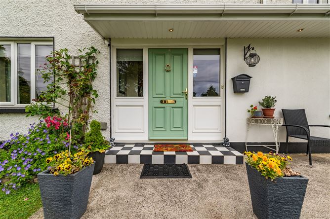 https://photos-a.propertyimages.ie/media/8/4/7/5018748/aca28cbd-ffc2-47b7-a3e2-8531d97ae570_l.jpg