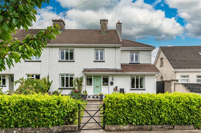 https://photos-a.propertyimages.ie/media/8/4/7/5018748/aca28cbd-ffc2-47b7-a3e2-8531d97ae570_l.jpg