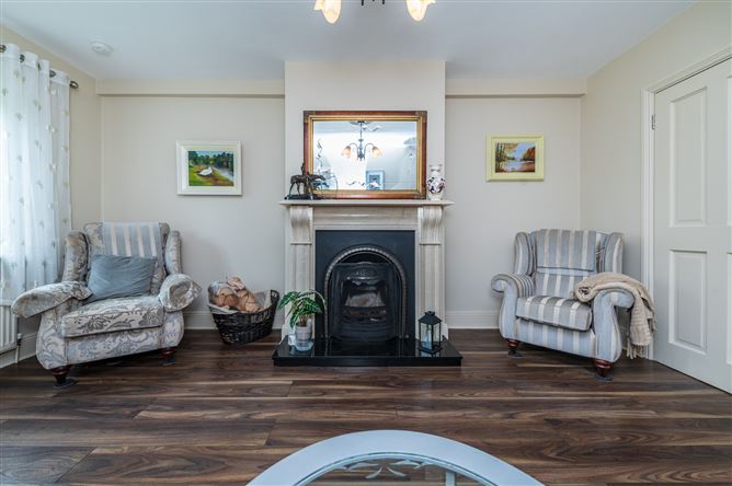 https://photos-a.propertyimages.ie/media/8/4/7/5018748/aca28cbd-ffc2-47b7-a3e2-8531d97ae570_l.jpg