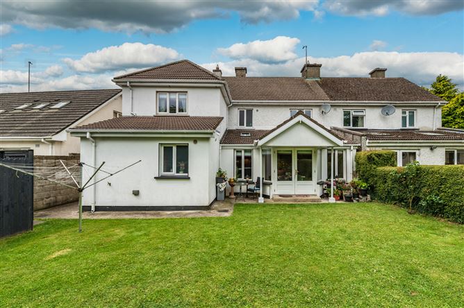 https://photos-a.propertyimages.ie/media/8/4/7/5018748/aca28cbd-ffc2-47b7-a3e2-8531d97ae570_l.jpg