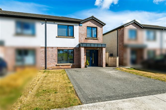 Photo 34 of 38 — No. 14 Manor Grove, Roxborough, Wexford Town, Wexford