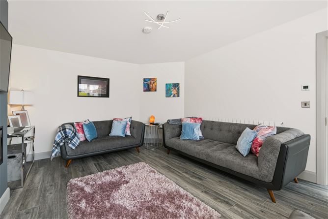 No. 14 Manor Grove, Roxborough, Wexford Town, Wexford
