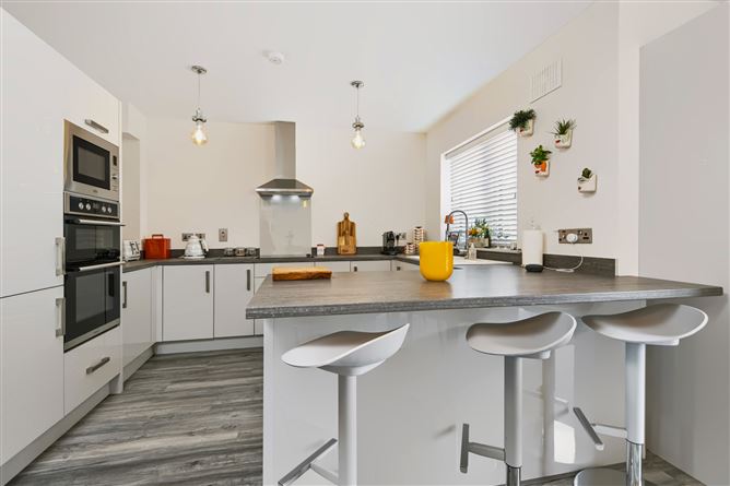 Photo 11 of 38 — No. 14 Manor Grove, Roxborough, Wexford Town, Wexford