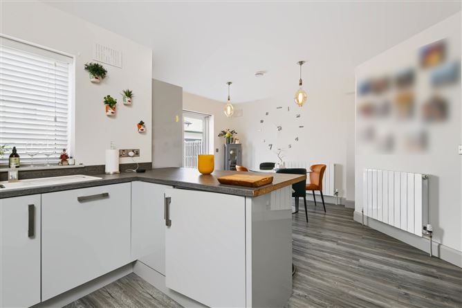 Photo 12 of 38 — No. 14 Manor Grove, Roxborough, Wexford Town, Wexford