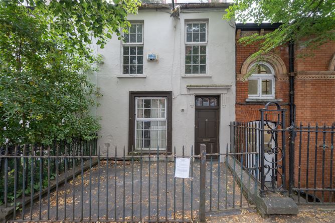 Photo 1 of 38 — 16 Sydney Place, City Centre Nth, Cork City