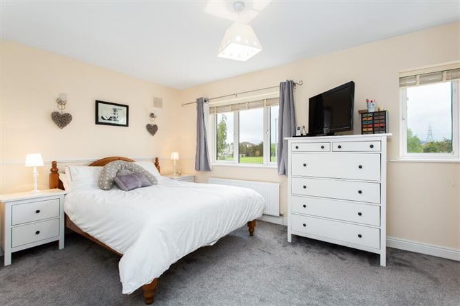 7 Finnsgreen, Finnstown Cloisters, Lucan, Dublin