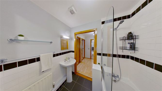 47 Block D, The Bridge, Shankill, Dublin 18