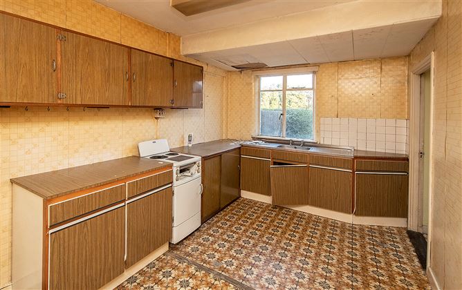 13 The Grove, Clonea Road, Abbeyside, Dungarvan, Co. Waterford