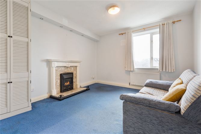 8 Crescent House , Clontarf, Dublin 3