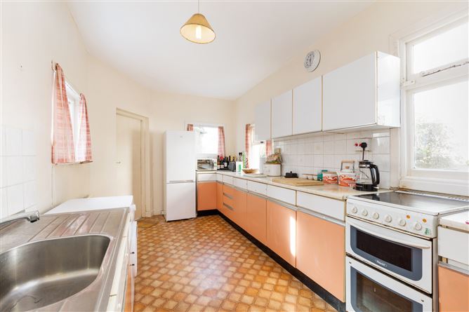 8 Copeland Avenue, Clontarf, Dublin 3
