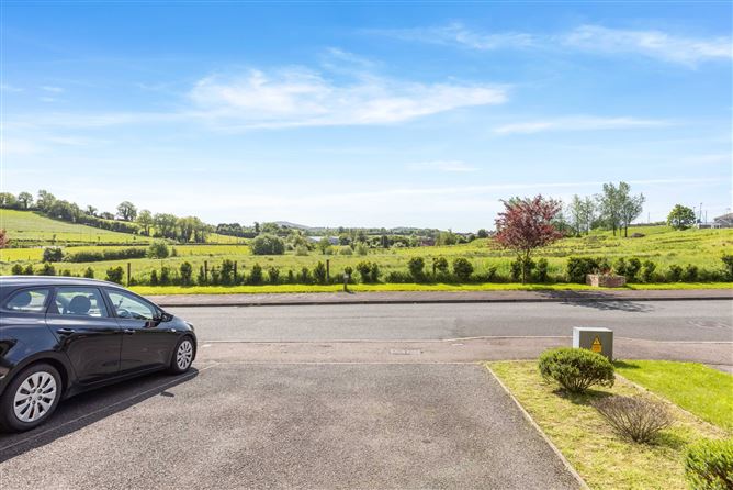 53 Lakeview, The Fair Green, Cavan