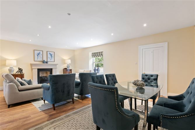 33 Kenilworth Square, Rathgar,   Dublin 6