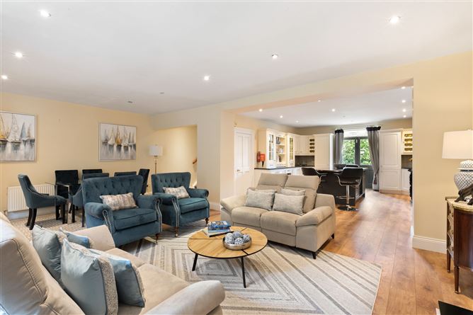 33 Kenilworth Square, Rathgar,   Dublin 6