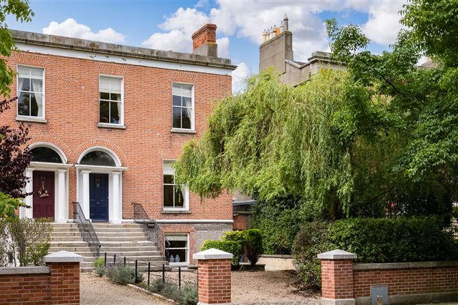 33 Kenilworth Square, Rathgar,   Dublin 6