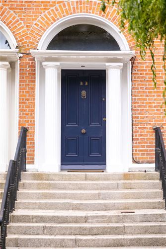 33 Kenilworth Square, Rathgar,   Dublin 6