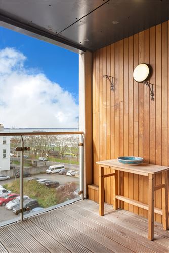 76 Harbour View, Harbour Square, Crofton Road, Dun Laoghaire