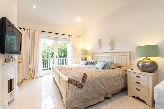 Carraig Mor On 3.7acres, Curtlestown Lower, Enniskerry, Co. Wicklow