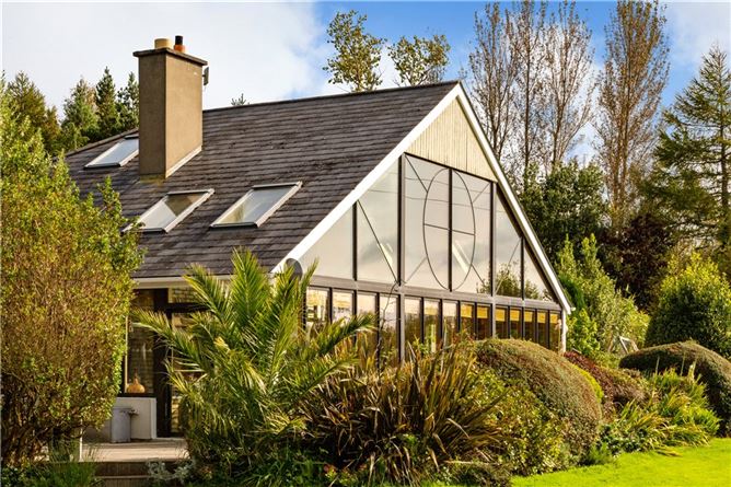 Carraig Mor On 3.7acres, Curtlestown Lower, Enniskerry, Co. Wicklow