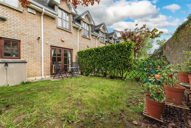 https://photos-a.propertyimages.ie/media/8/4/8/4923848/e06c8bbb-03cf-40f3-a3ae-fa28bb2f3b50_l.jpg