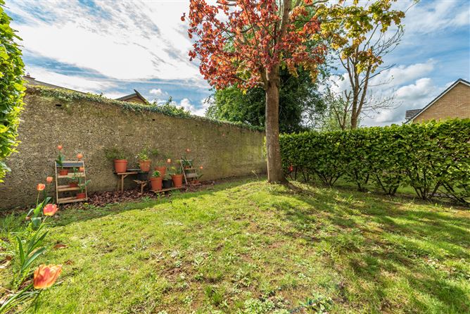 https://photos-a.propertyimages.ie/media/8/4/8/4923848/e06c8bbb-03cf-40f3-a3ae-fa28bb2f3b50_l.jpg