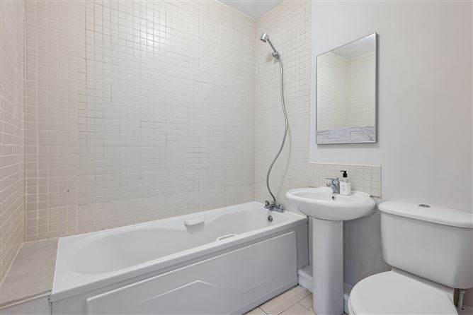 Photo 17 of 20 — Apartment 143, Westminister, Castle Court, Kilgobbin Wood , Sandyford, Dublin 18