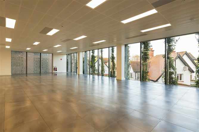 10 Pembroke Place, Ballsbridge, Dublin 4, Ireland