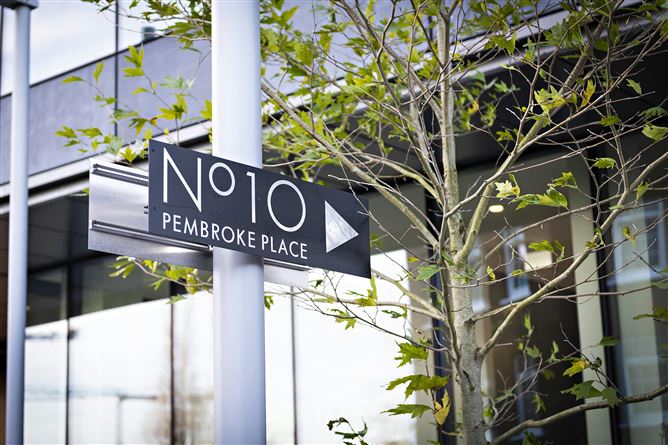 10 Pembroke Place, Ballsbridge, Dublin 4, Ireland